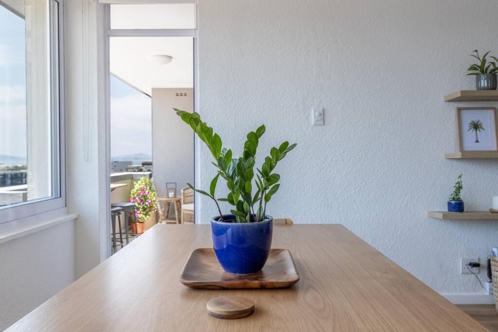 Greenpoint Emerald Cape Town Exterior photo